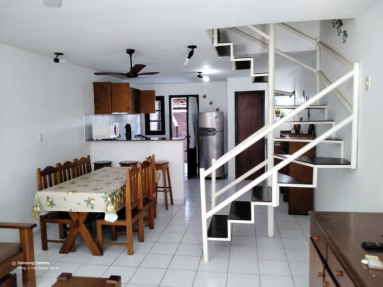 Duplex 2 Suites Taperapuan 200 mts da praia com churrasqueir